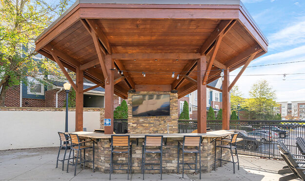 Outdoor Kitchen